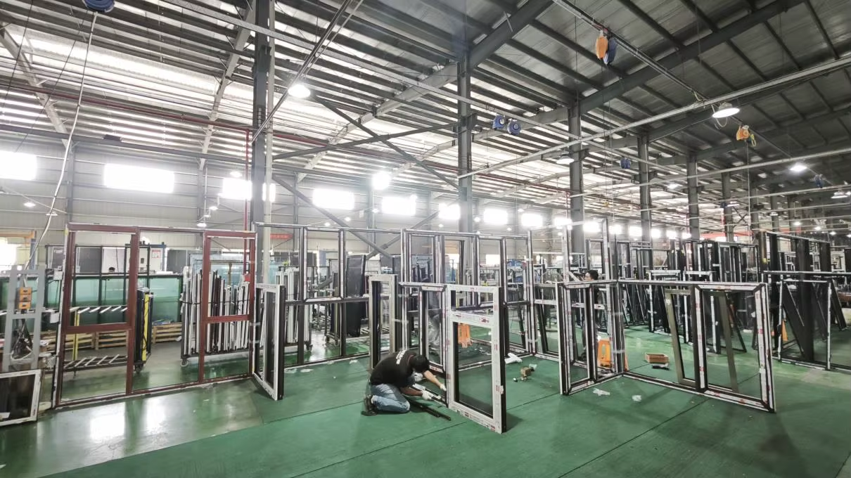 安全检测中心操作场景