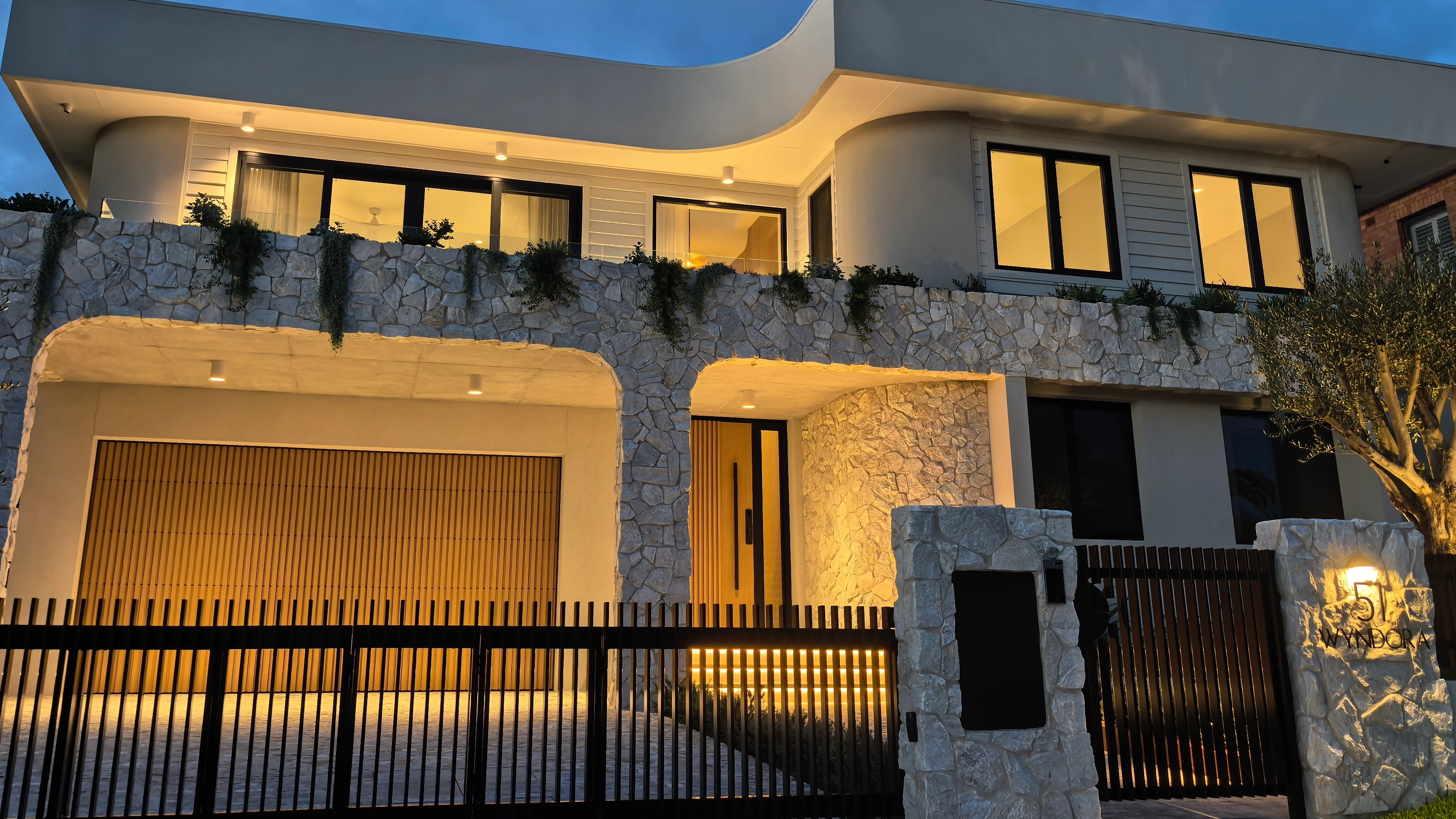 S63 Top Hung Awning Casement Aluminum Window