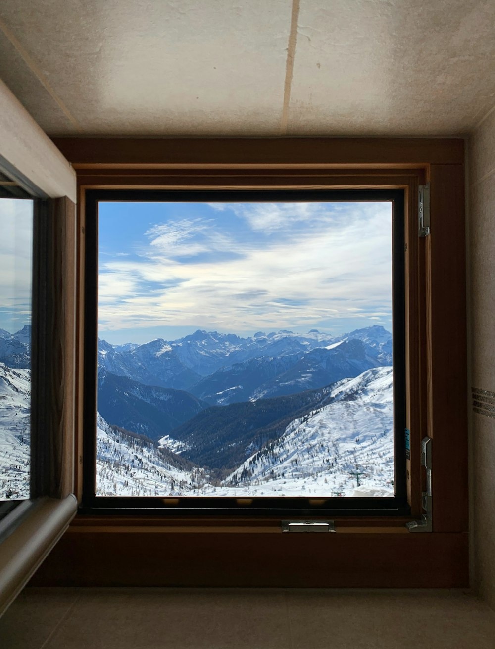 24x24 casement window