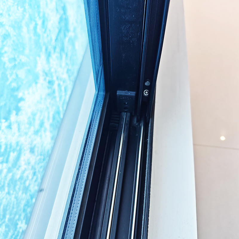 WT-94 Thermal Break Sliding Window
