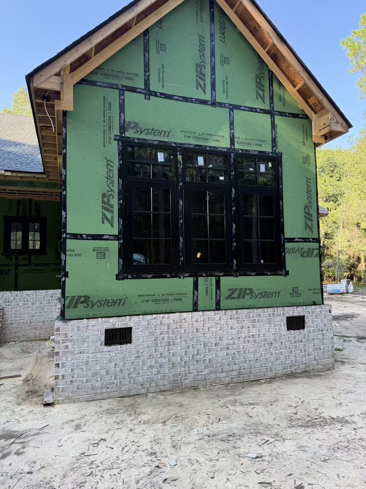 15_triple-window-exterior-elevation.jpg